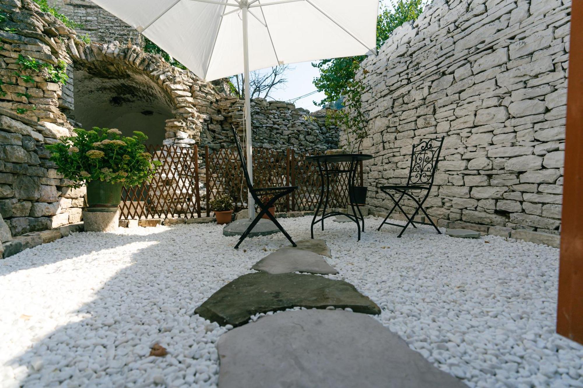 Petrichor Hotell Gjirokastër Rom bilde